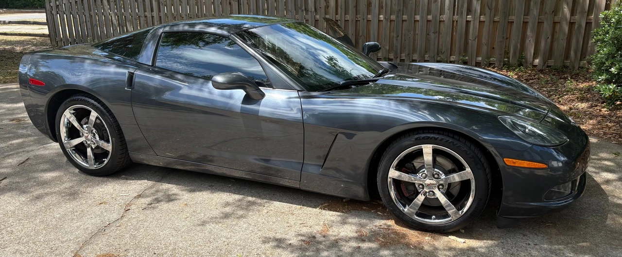 2010 Chevrolet Corvette C6 - Image 1 of 4