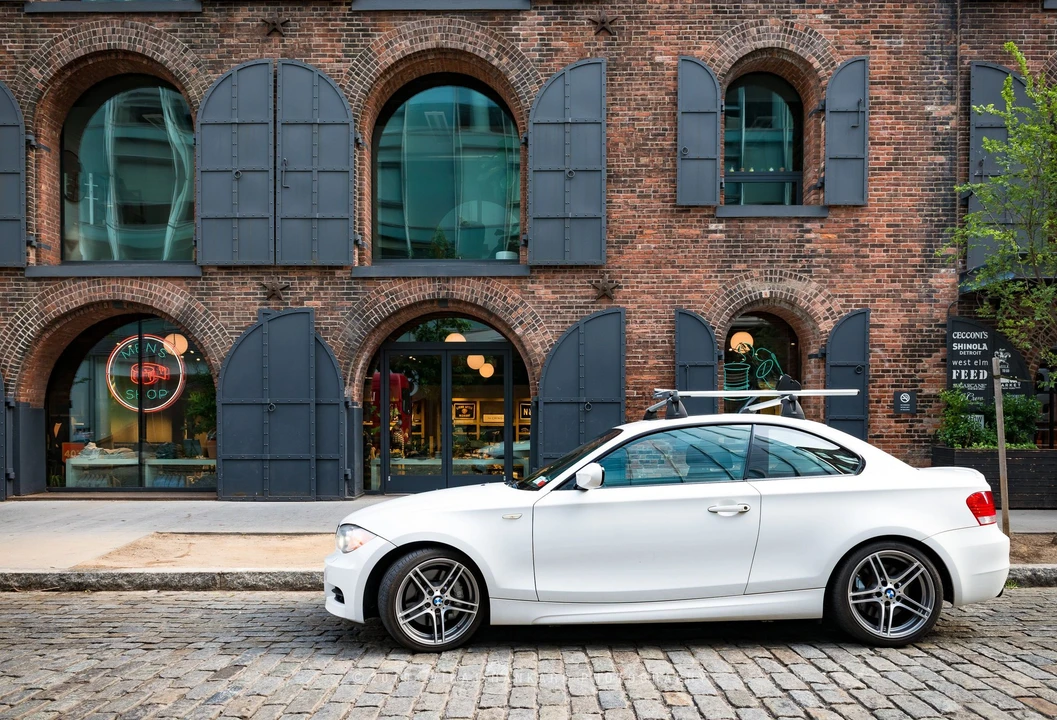 2011 BMW E82 135i & 135is - Image 2 of 26