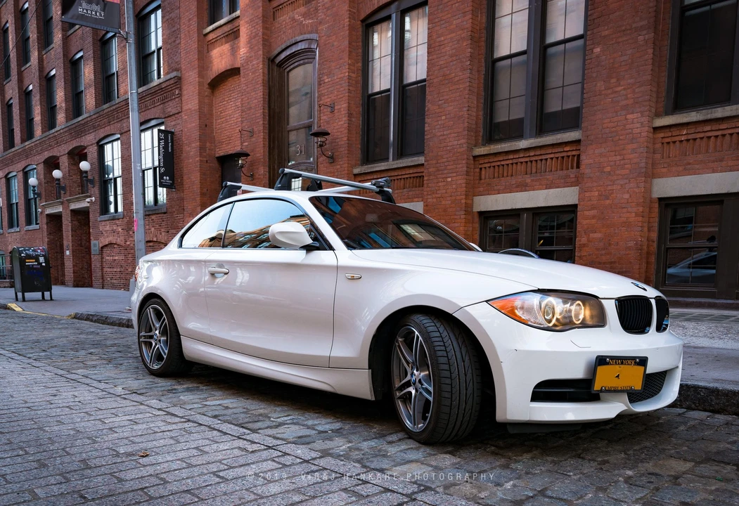 2011 BMW E82 135i & 135is - Image 5 of 26