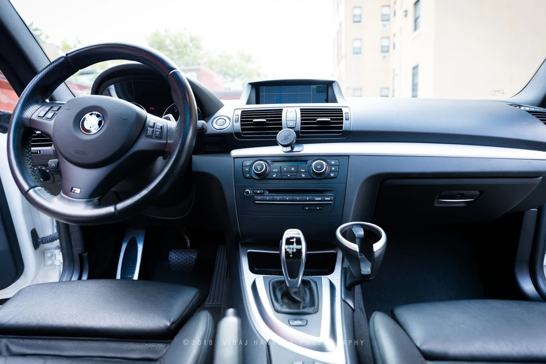 2011 BMW E82 135i & 135is - Image 15 of 26