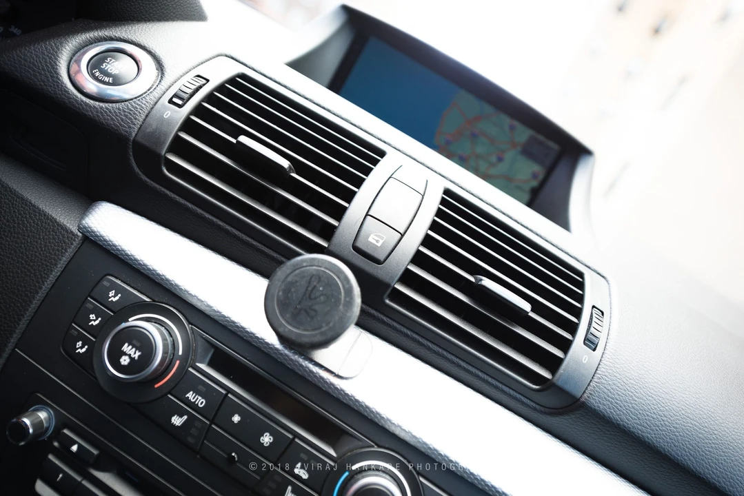 2011 BMW E82 135i & 135is - Image 16 of 26