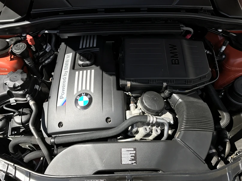 2011 BMW 1M - Image 5 of 6