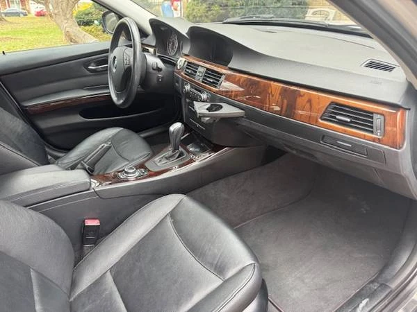 2011 BMW E90 3 Series Sedan - Image 7 of 7
