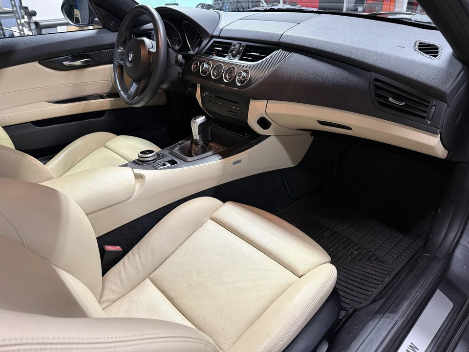 2011 BMW E89 Z4 Roadster - Image 15 of 24