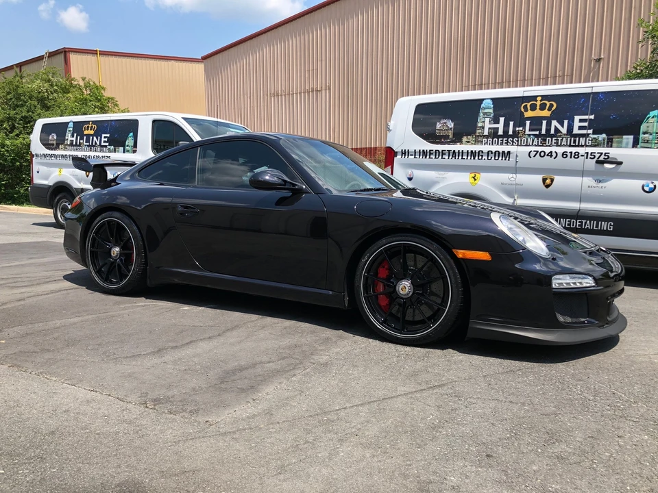 2011 Porsche 997 GT3 - Image 14 of 28