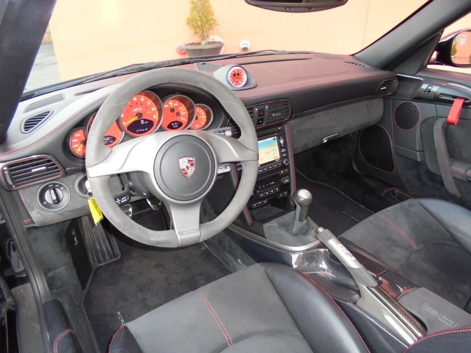 2011 Porsche 997 GT3 - Image 18 of 28