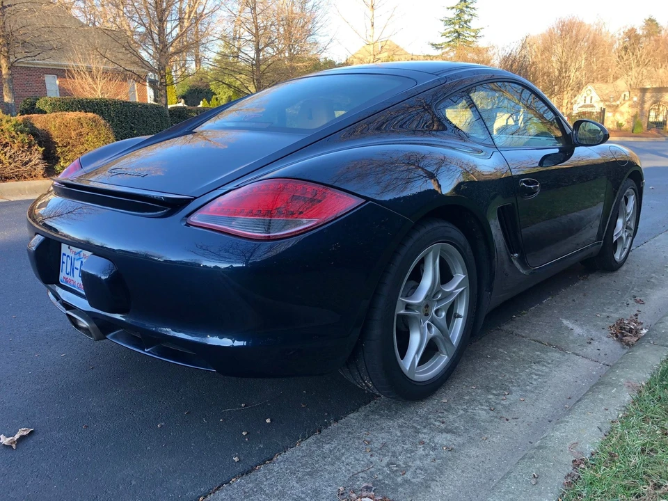 2011 Porsche 987 Cayman - Image 6 of 24