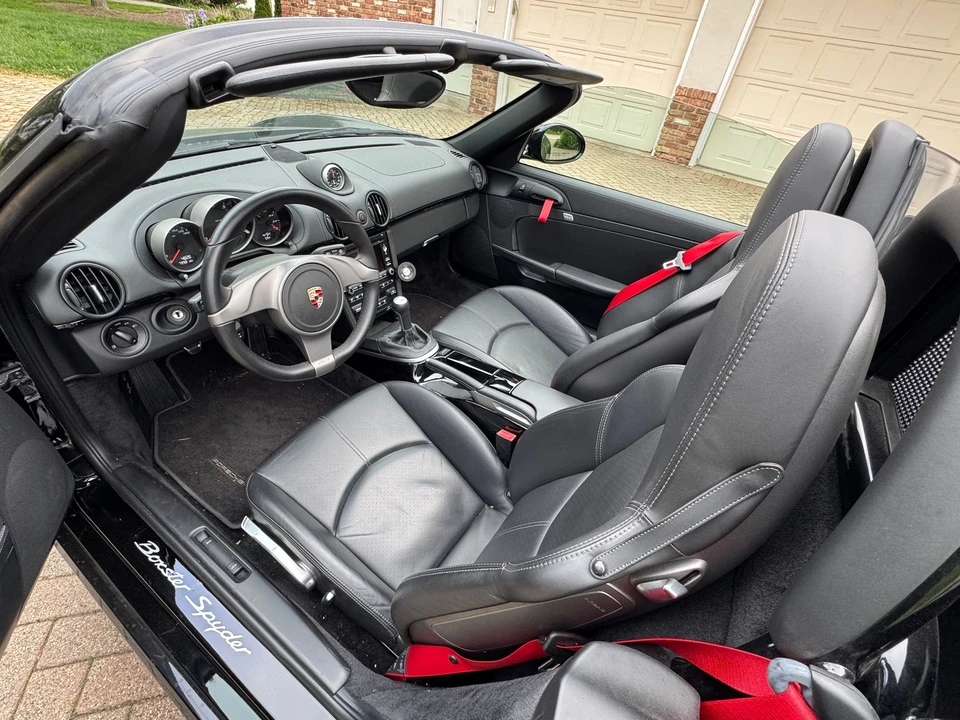 2011 Porsche 987 Boxster Spyder - Image 13 of 24