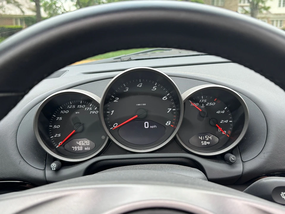 2011 Porsche 987 Boxster Spyder - Image 10 of 24