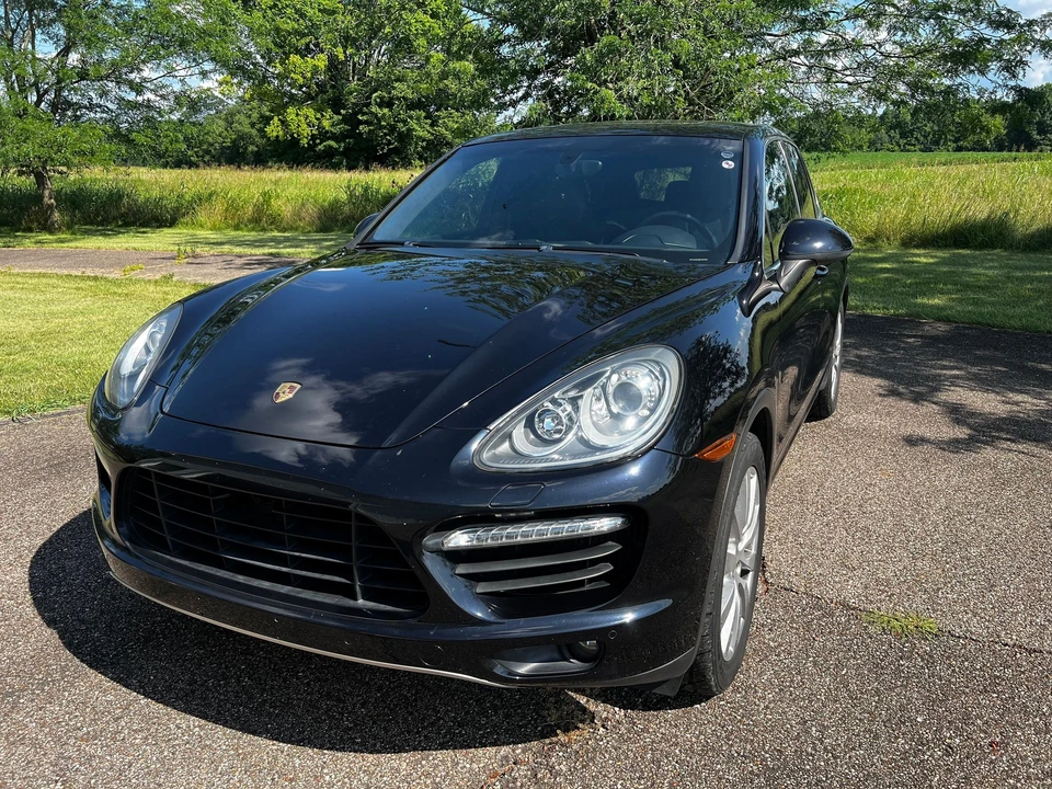2011 Porsche 958 Cayenne Turbo - Image 8 of 13