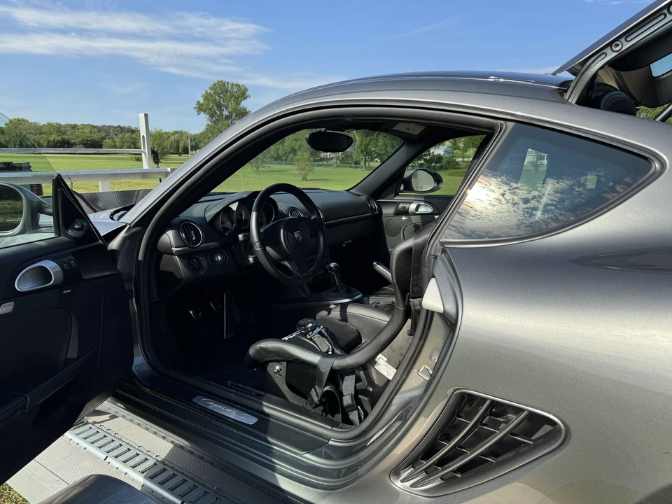 2011 Porsche 987 Cayman S - Image 10 of 17