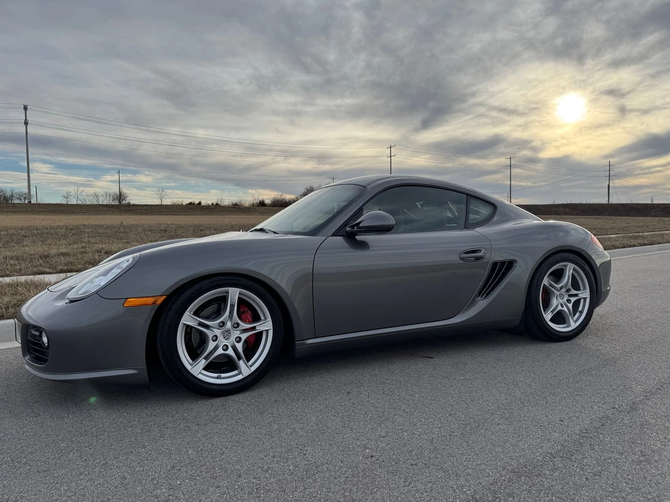 2011 Porsche 987 Cayman S - Image 11 of 17