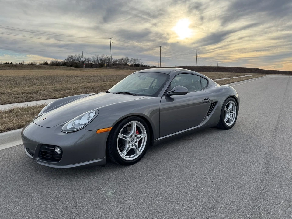 2011 Porsche 987 Cayman S - Image 15 of 17