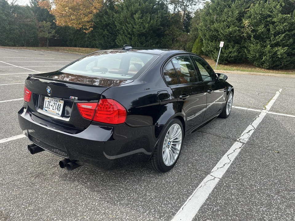 2011 BMW E90 M3 Sedan - Image 10 of 19