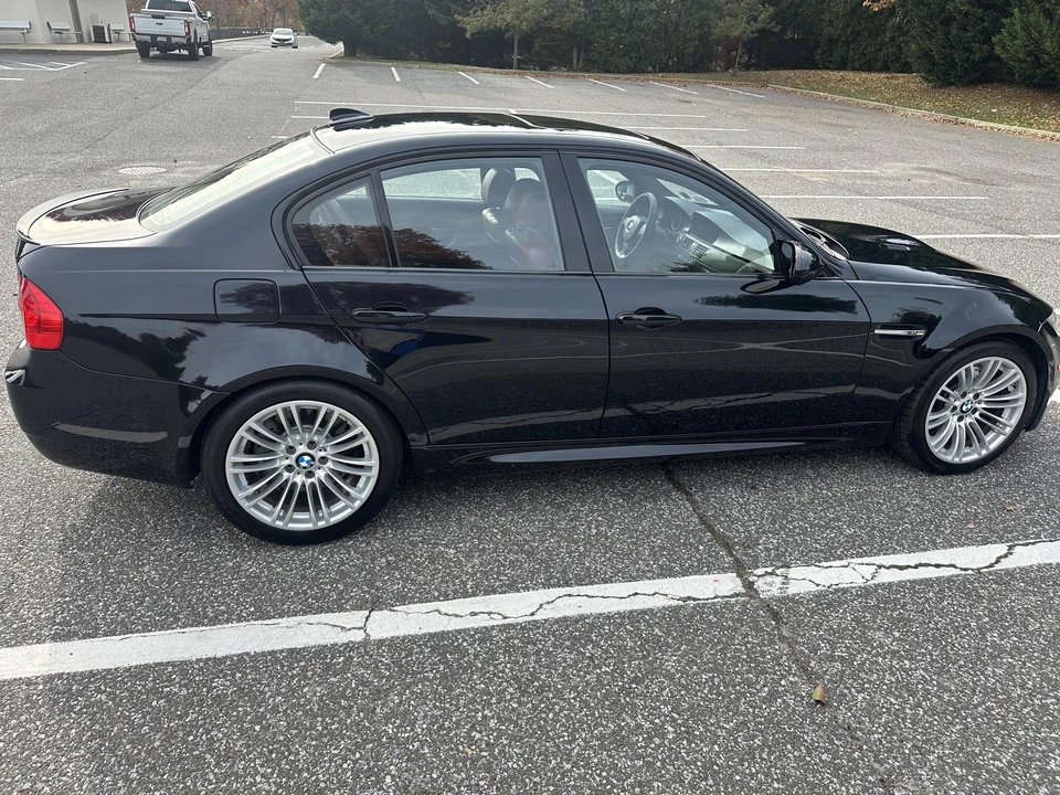 2011 BMW E90 M3 Sedan - Image 9 of 19