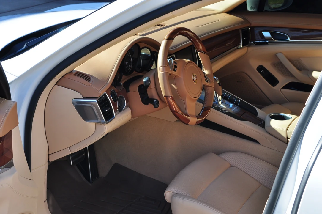 2011 Porsche 970 Panamera - Image 2 of 5