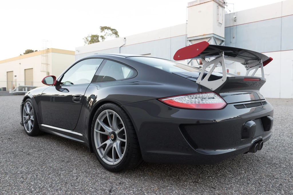 2011 Porsche 997 GT3 RS - Image 2 of 8