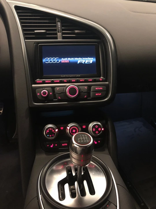 2011 Audi 42 R8 - Image 3 of 3