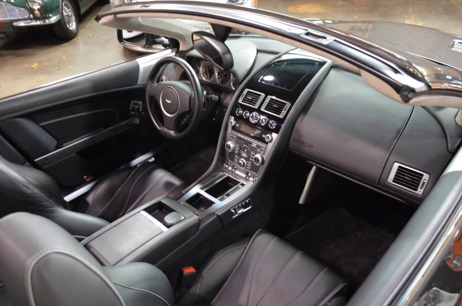 2012 Aston Martin Virage (2011-2012) - Image 9 of 10