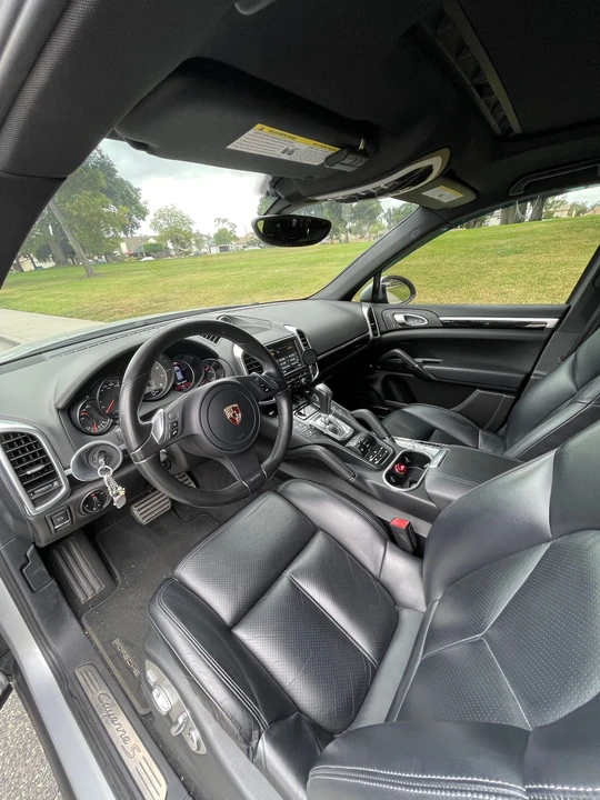 2012 Porsche 958 Cayenne S - Image 6 of 8