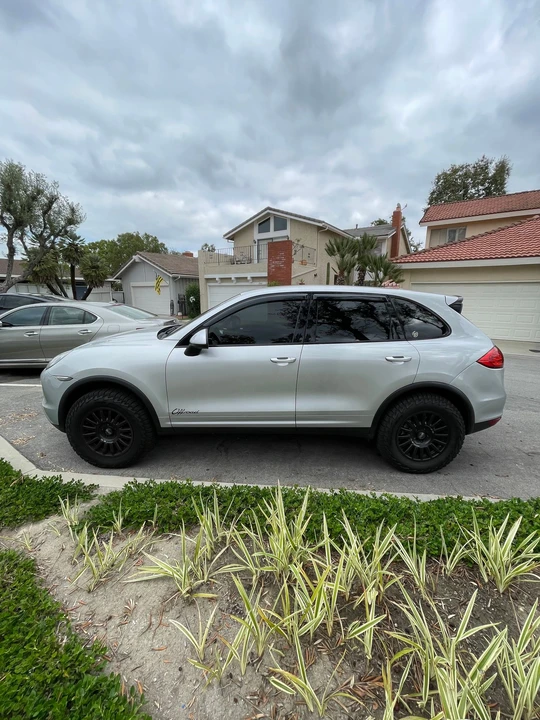 2012 Porsche 958 Cayenne S - Image 8 of 8