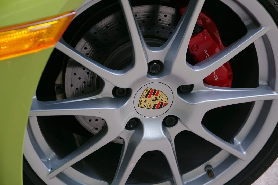 2011 Porsche 987 Cayman R - Image 6 of 14