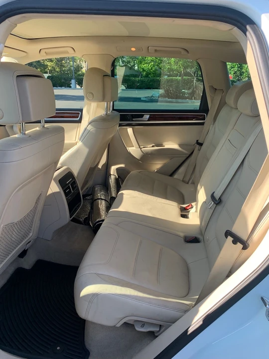 2012 Volkswagen Touareg - Image 12 of 18