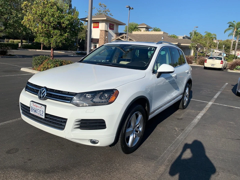 2012 Volkswagen Touareg - Image 6 of 18