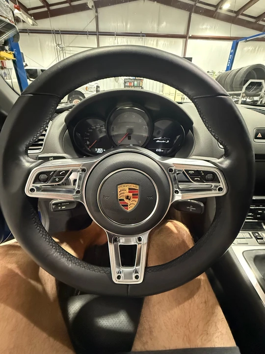 2013 Porsche 981 Boxster S - Image 8 of 31