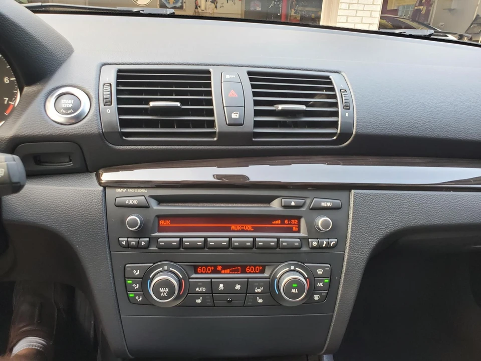 2013 BMW E81/E82/E88 1 Series - Image 18 of 21