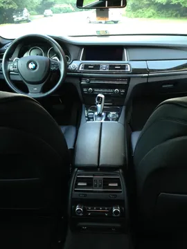 2013 BMW 740i M Sport