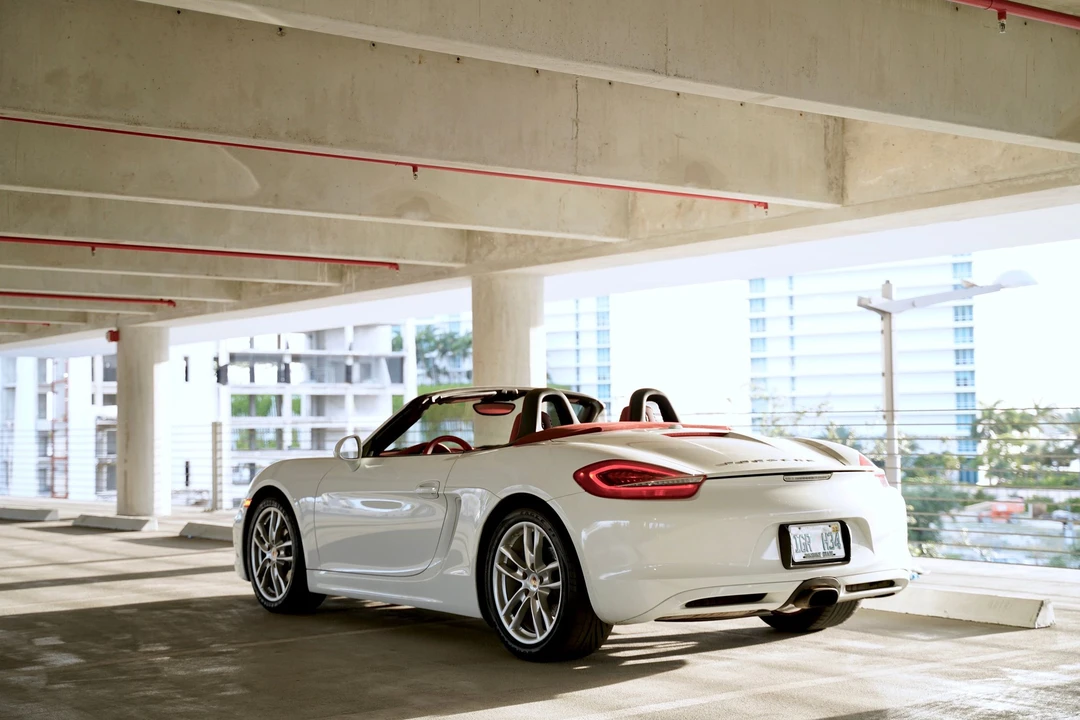 2013 Porsche 981 Boxster - Image 2 of 12