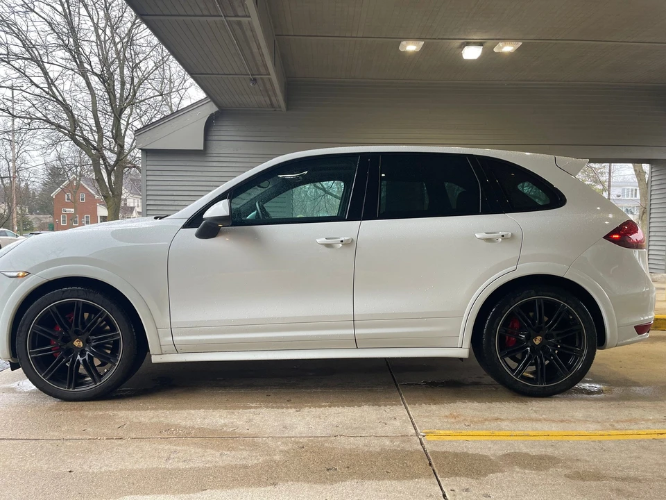 2013 Porsche 958 Cayenne GTS - Image 3 of 17