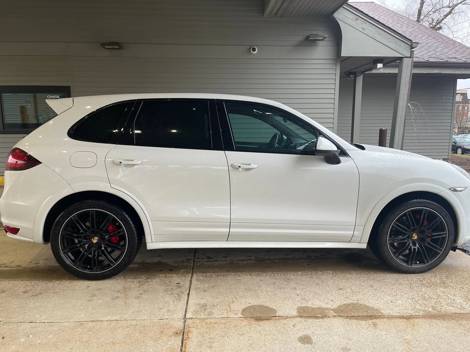 2013 Porsche 958 Cayenne GTS - Image 7 of 17