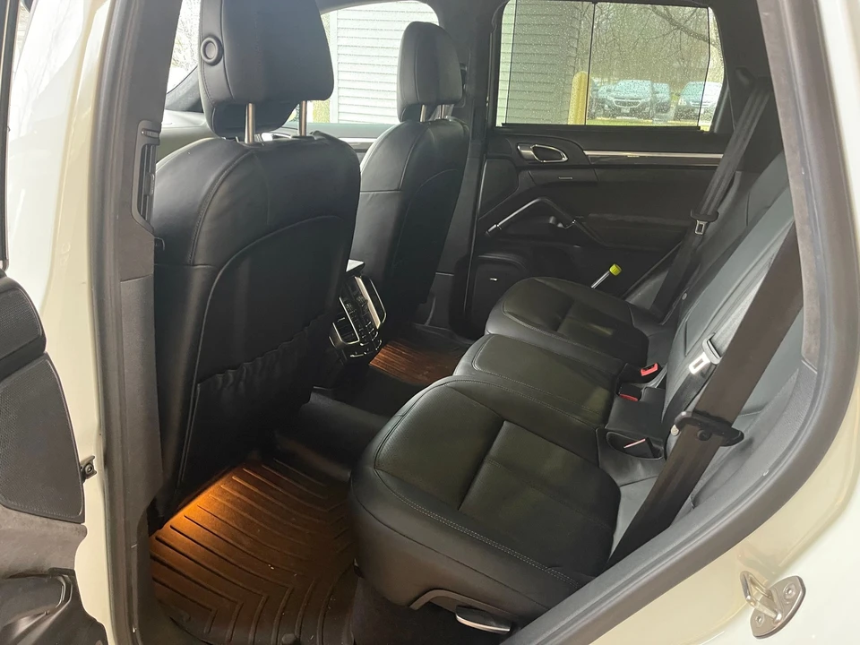 2013 Porsche 958 Cayenne GTS - Image 11 of 17