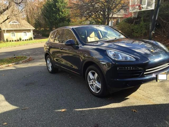 2013 Porsche 958 Cayenne - Image 2 of 6