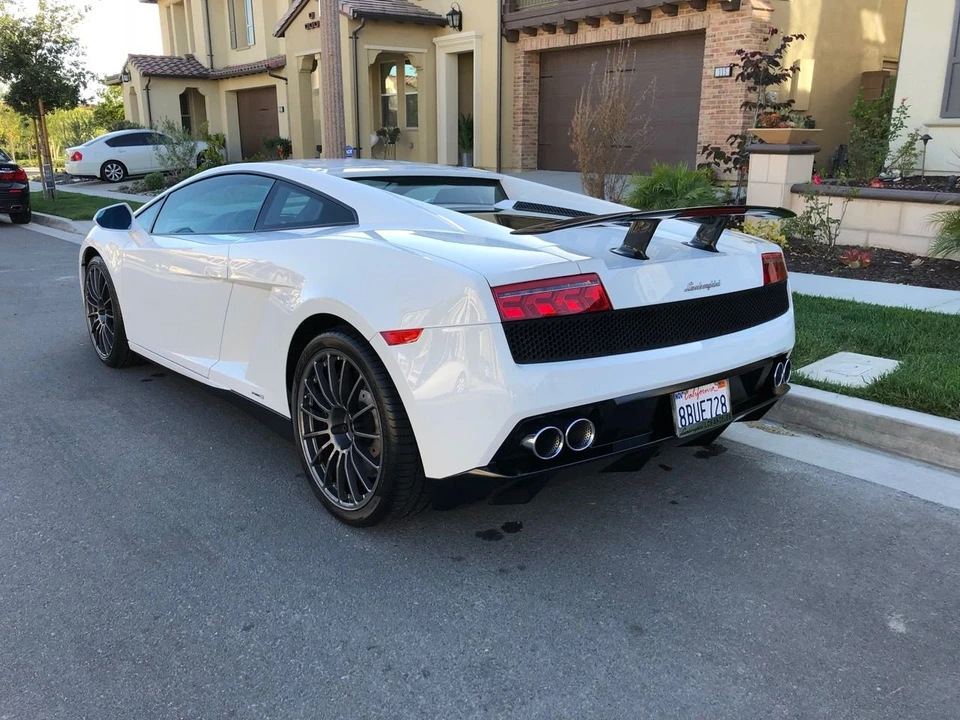 2021 Lamborghini Gallardo LP550-2 - Image 2 of 5