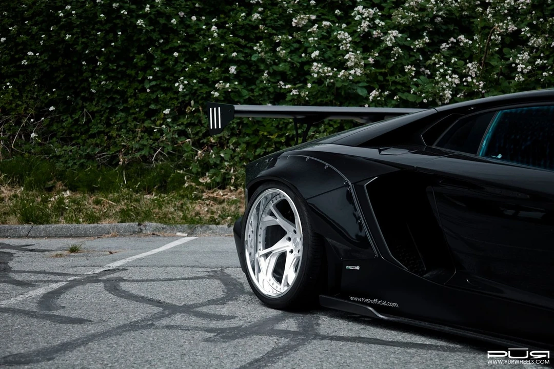 2013 Lamborghini Aventador LP700-4 - Image 7 of 10