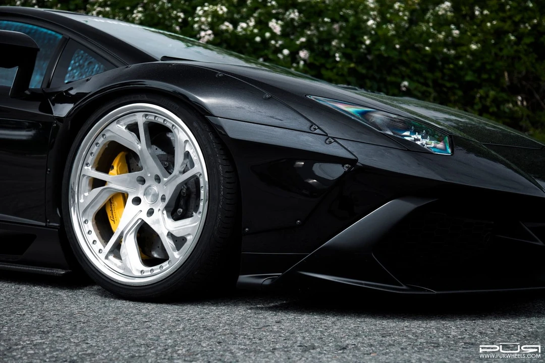 2013 Lamborghini Aventador LP700-4 - Image 8 of 10