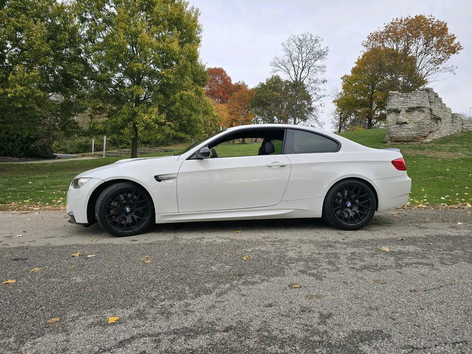 2013 BMW E92 M3 Coupe - Image 5 of 12