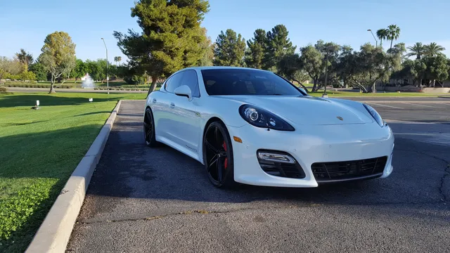 2013 Porsche Panamera GTS