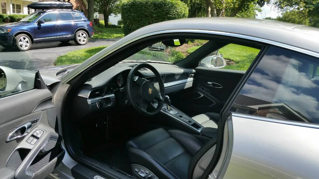 2013 Porsche 991 Carrera 4S - Image 6 of 7