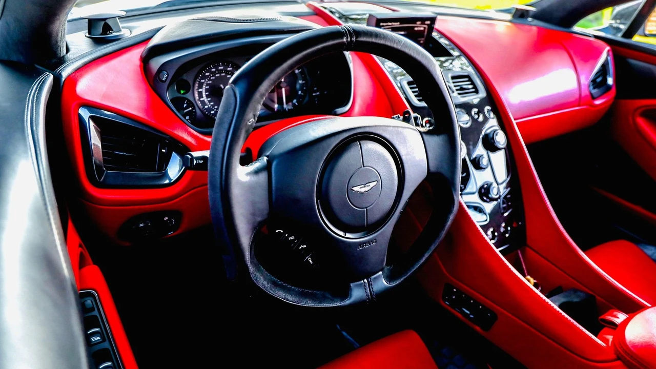 2014 Aston Martin Vanquish 2nd Gen - Image 10 of 15