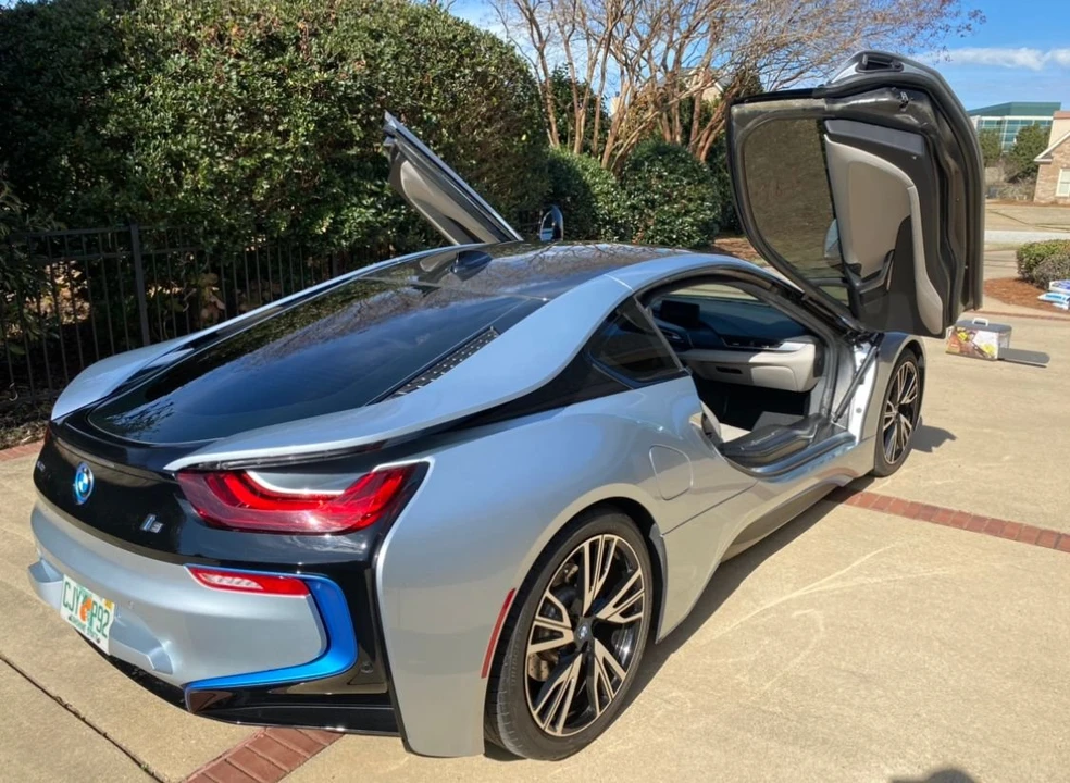 2014 BMW i8 - Image 3 of 5