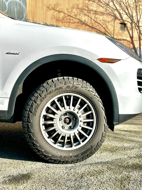2014 Porsche 958 Cayenne Diesel - Image 4 of 15