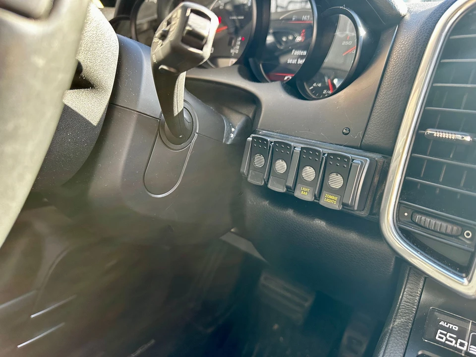 2014 Porsche 958 Cayenne Diesel - Image 11 of 15