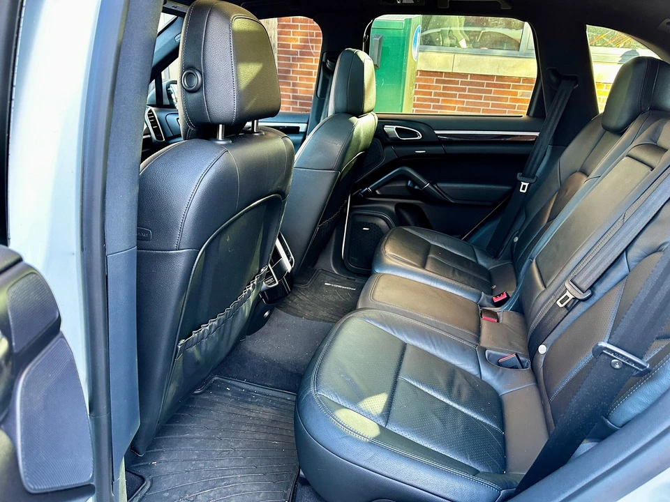 2014 Porsche 958 Cayenne Diesel - Image 14 of 15