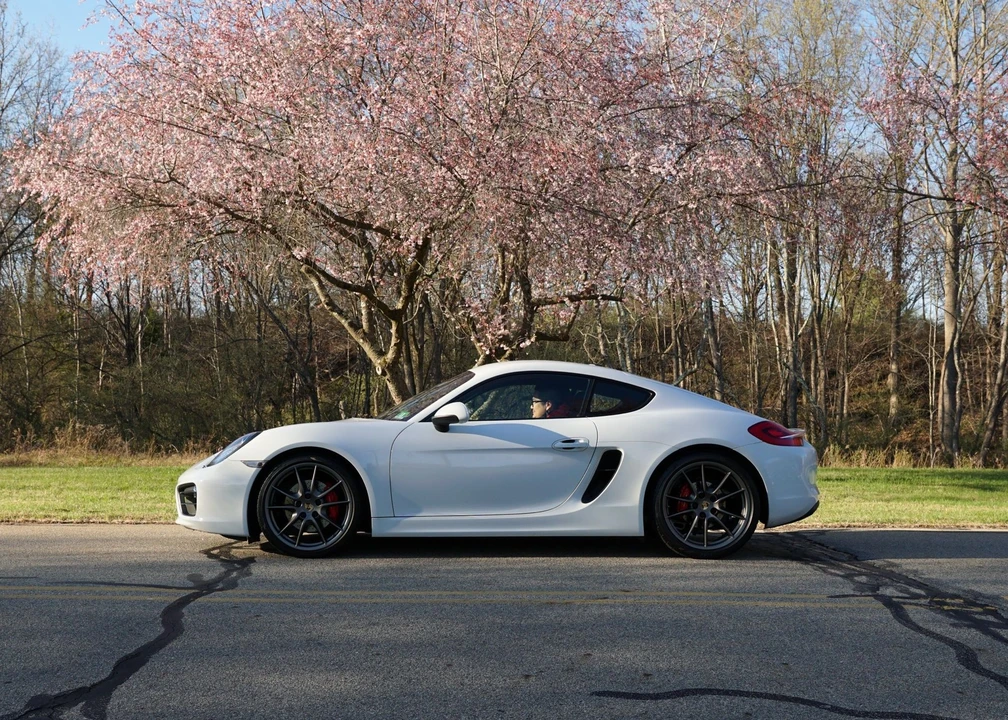 2014 Porsche 981 Cayman S - Image 2 of 31