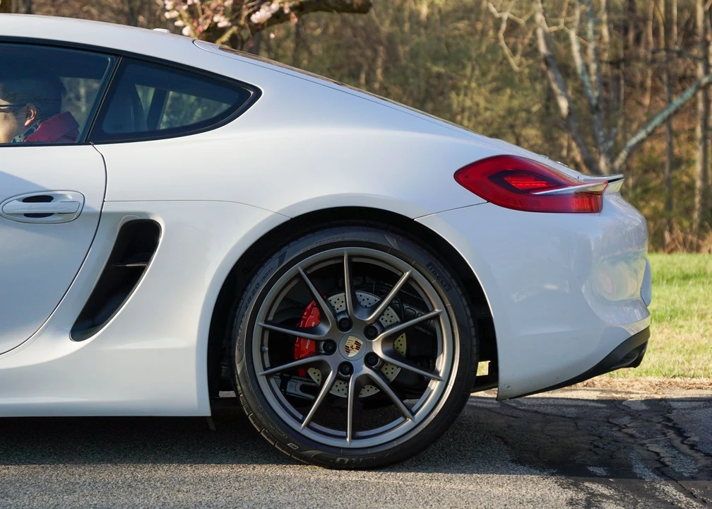 2014 Porsche 981 Cayman S - Image 9 of 31