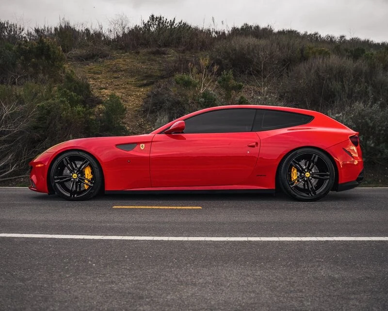 2014 Ferrari FF - Image 9 of 31